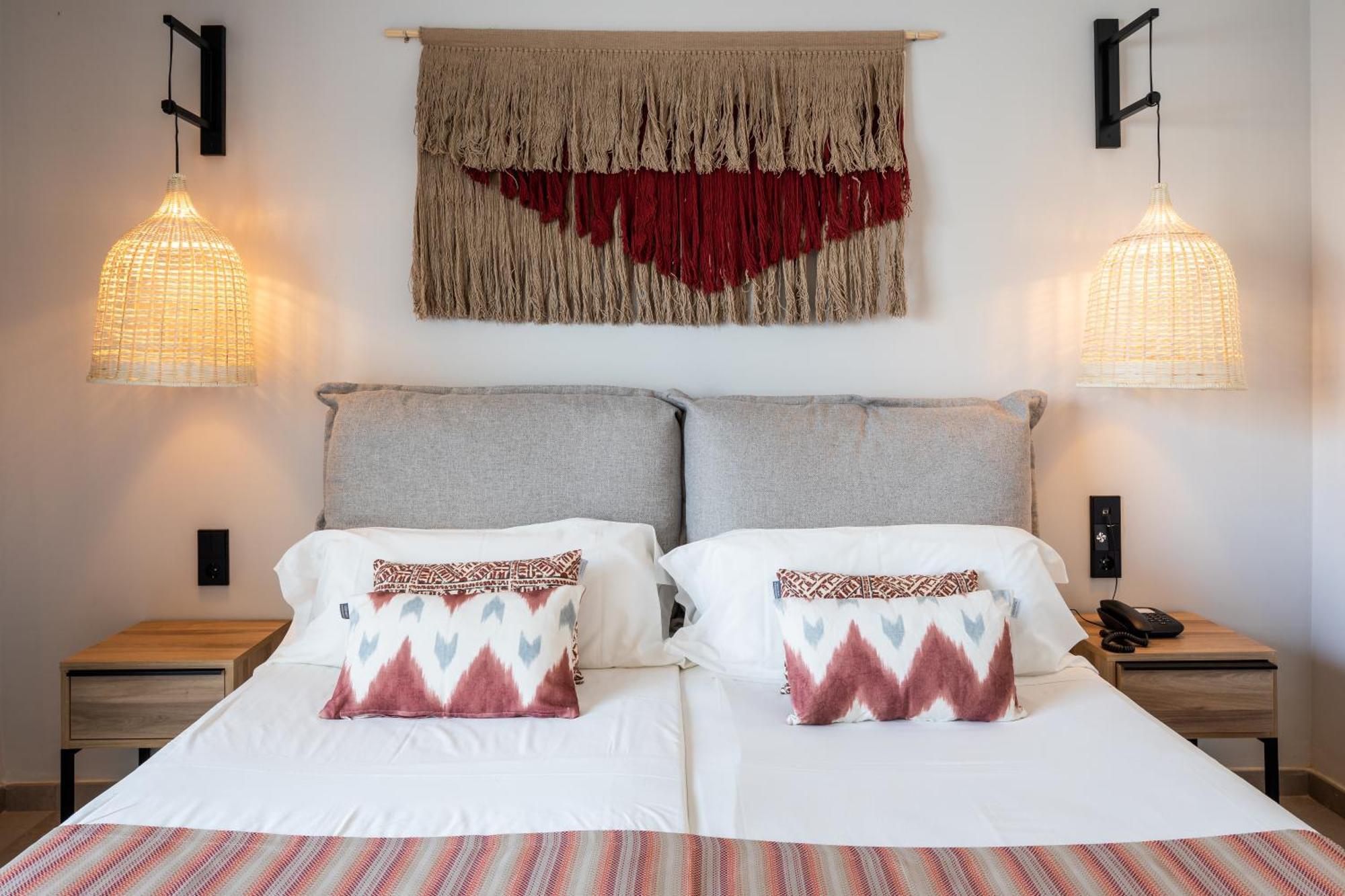 سان أنطونيو Aparthotel Casita Blanca - Adults Only المظهر الخارجي الصورة