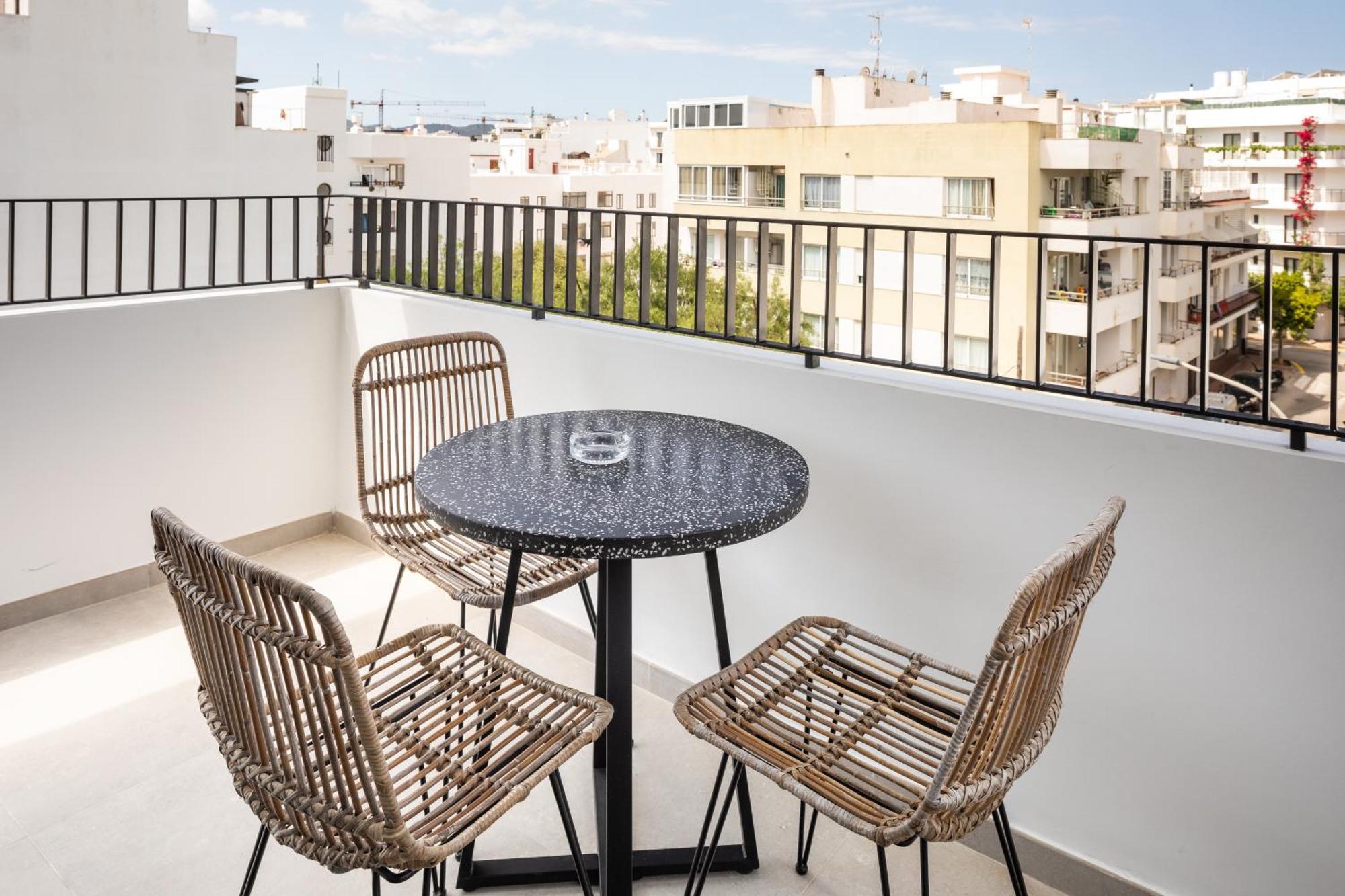 سان أنطونيو Aparthotel Casita Blanca - Adults Only المظهر الخارجي الصورة