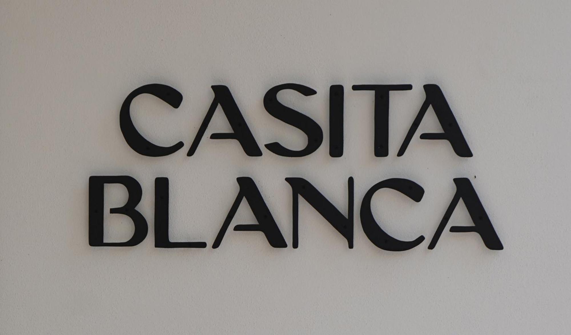 سان أنطونيو Aparthotel Casita Blanca - Adults Only المظهر الخارجي الصورة